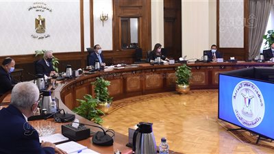 الحكومة تنظم جلسة غدًا لمناقشة وثيقة ملكية الدولة بقطاع الصناعات الهندسية