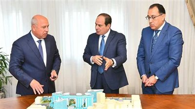 تجديد 145 كم سكة حديد.. حصاد قطاع النقل خلال 2021 | إنفو جراف