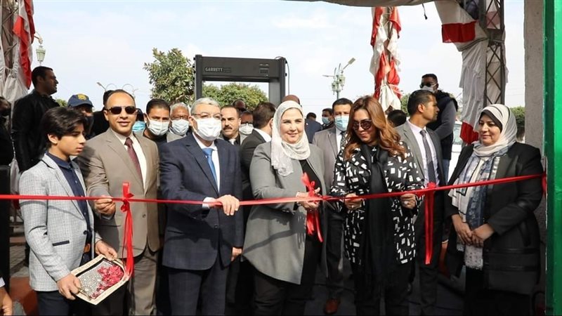 نيفين قباج خلال زيارتها