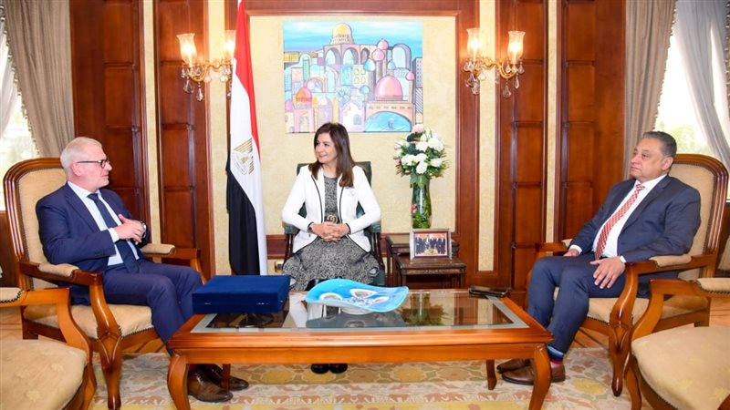 وزارة الهجرة وشؤون