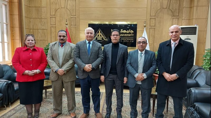 جامعة بنها 