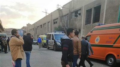 الصور الأولى لانهيار سقف مصنع غزل بالمحلة.. وارتفاع عدد المصابين لـ 6 عمال 