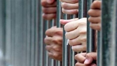 أخبار الشرقية | المشدد 3 سنوات لـ 5 أشخاص قتلوا شابا بسبب علاقة غير شرعية