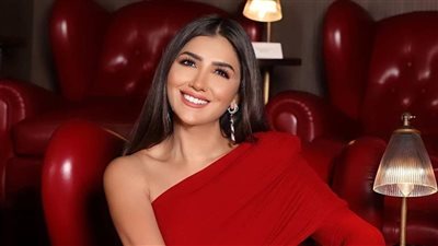 مي عمر تكشف موقفها الصادم من العمل مع غادة عبد الرازق (فيديو)