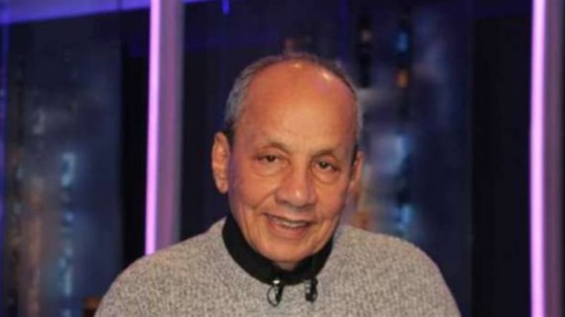 الكاتب الراحل إبراهيم