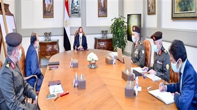 السيسي يكلف بتوفير مصادر التمويل والمعدات المطلوبة على أعلى مستوى من أجل إدارة المخلفات بالمناطق الصناعية