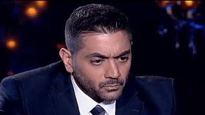 فكري صادق يهاجم أحمد فلوكس: طويل اللسان وبيردح للناس على الملأ (فيديو)