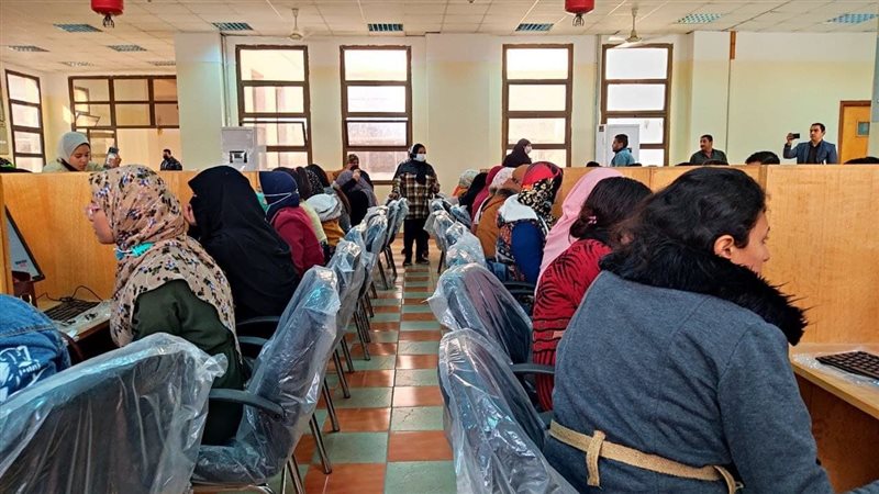 الامتحانات الإلكترونية