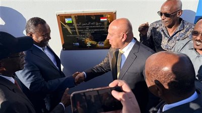 كامل الوزير يفتتح محطة طاقة شمسية في جيبوتي (صور)