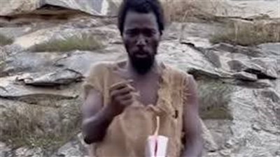 سيارة فارهة وإضرام النار بالسفينة، تطورات جديدة في قضية مدعي النبوة الغاني