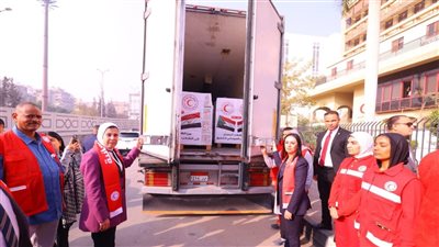 وزيرة التضامن الاجتماعي تطلق قافلة مساعدات إنسانية لدعم الأشقاء في السودان