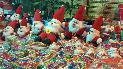 طاقية بابا نويل تبدأ من 45 جنيهًا، أسعار إكسسوارات احتفالات الكريسماس بالأسواق