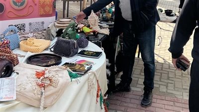 الفيوم تنظم معرضا للحرف اليدوية والتراثية بنادي الزهور بالقاهرة الجديدة
