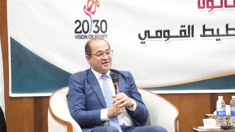 وزير المالية أحمد