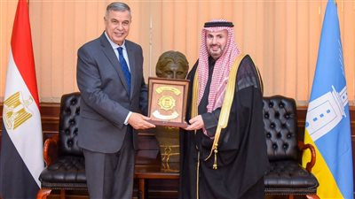 محافظ الإسكندرية يستقبل القنصل العام للمملكة العربية السعودية