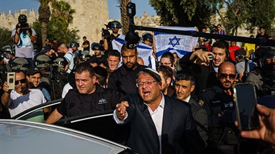 بن غفير يدعم سن قانونا عنصريا لتقييد الأذان بمساجد الأراضي المحتلة