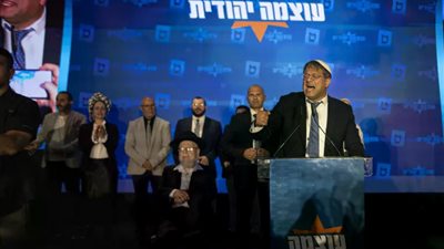 من تكميم الأذان إلى تشريع الإعدام.. 22 عاما من قوانين 