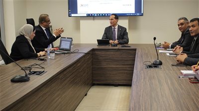 جهاز تنمية التجارة الداخلية يبحث إطلاق منصة للشراء الإلكتروني