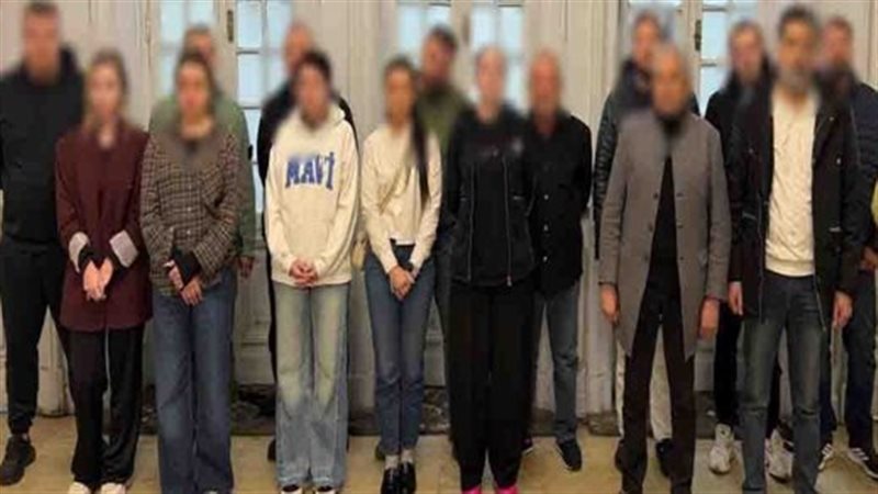 عصابة الذهب، فيتو