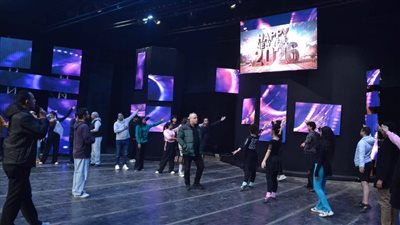 التجهيزات النهائية لفرق البيت الفني للفنون الشعبية لحفل ليلة رأس السنة (صور)