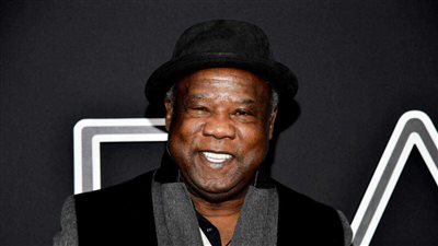 وفاة إيزايا ويتلوك جونيور نجم مسلسل 