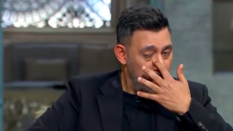 عمرو مصطفى، فيتو