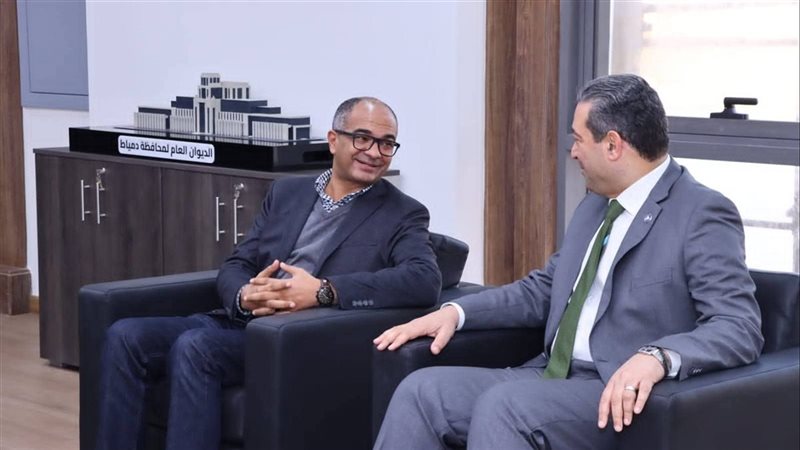محافظ دمياط والدكتور