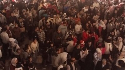 احتفالات أهل الإسكندرية برأس السنة، زحام في جرين بلازا والفنادق كاملة العدد (صور)