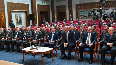 العربية للتصنيع تكشف مراحل تطوير مصنع عربات السكك الحديدية ومترو الأنفاق 