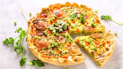 طريقة عمل فطيرة الخضار السريعة في الطاسة