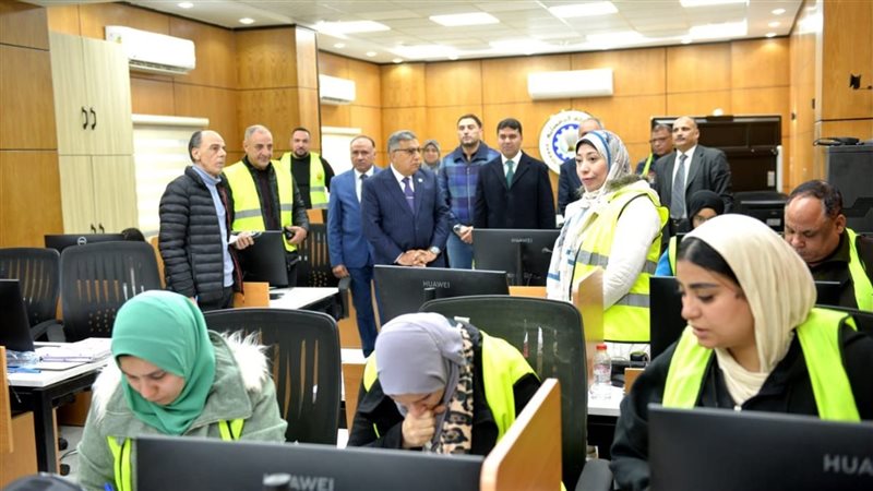 محافظ الدقهلية داخل