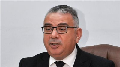 تجارة عين شمس تخفض عدد الساعات المعتمدة بنظام البكالوريوس 