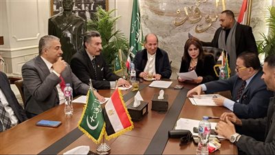 بدء تلقي طلبات الترشح لانتخابات رئاسة حزب الوفد (صور) 