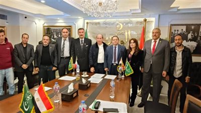 عيد هيكل يقدم أوراق ترشحه لانتخابات رئاسة حزب الوفد 