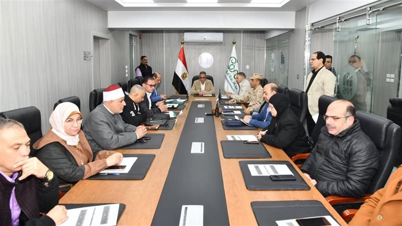 محافظ الفيوم يتابع