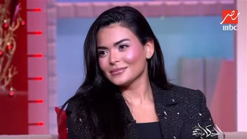 الفنانة أسماء جلال،