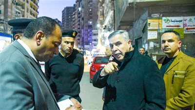 محافظ الإسكندرية يقوم بجولة ميدانية بشارع عبد السلام عارف وميدان الفسحة بسيدي بشر