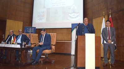 غرفة القاهرة تواصل مناقشتها لمقترحات شباب الأعمال لتحقيق التنمية المستدامة 