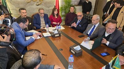 ​لجنة انتخابات الوفد تطالب لجان المحافظات بإخطارها بالمتوفين والمستقيلين