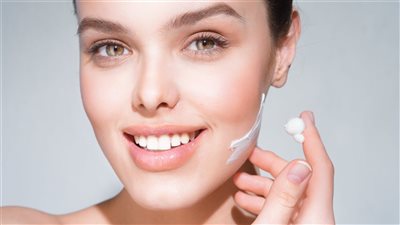 في الأيام الباردة، روتين ليلي للعناية بالشعر والبشرة والجسم قبل النوم 