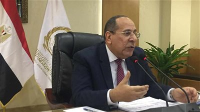 القابضة للصناعات الغذائية تبحث تطوير محطات الزيوت