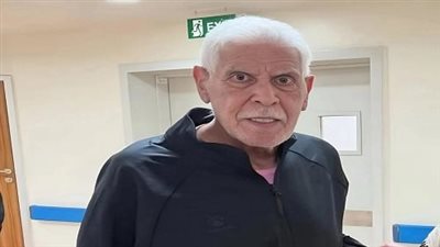 تغيرت ملامحه، أول ظهور لـ حسن شحاتة في المستشفى يثير الجدل، والنشطاء: لم نعرفه (فيديو)