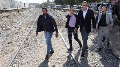السكك الحديدية تنسق مع المحافظات لتأمين المزلقانات 