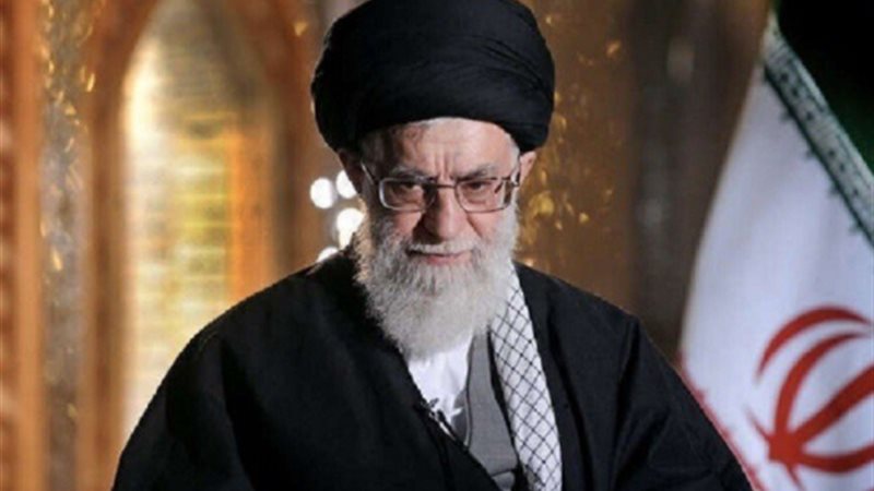 المرشد الإيراني علي