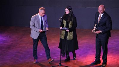 وليد مكي ومريم العجمي يفوزان بجائزة ساويرس لأفضل رواية فرع شباب الأدباء 