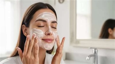 روتين العناية بالبشرة للفتيات خلال الامتحانات، خطوات بسيطة رغم التوتر