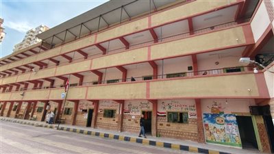 طلاب أولى ثانوي بالإسكندرية: امتحان اللغة العربية سهل والوقت كافي (فيديو)