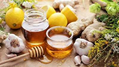  فوائد الثوم والعسل، يعزز الجهاز المناعي ويخفض ضغط الدم