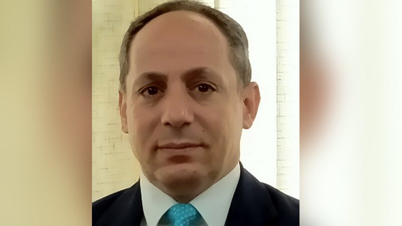 الدكتور رأفت محمود،فيتو