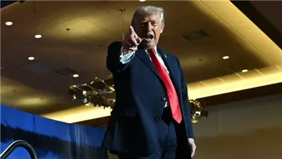 أكاذيب ترامب تضع العالم على حافة الجنون.. ذا جارديان: الرئيس الأمريكي شيَّد لنفسه كنيسة من رجل واحد.. 21 كذبة يوميًّا.. وتصرفاته غير الأخلاقية فضحتها جرينلاند وفنزويلا وأوكرانيا